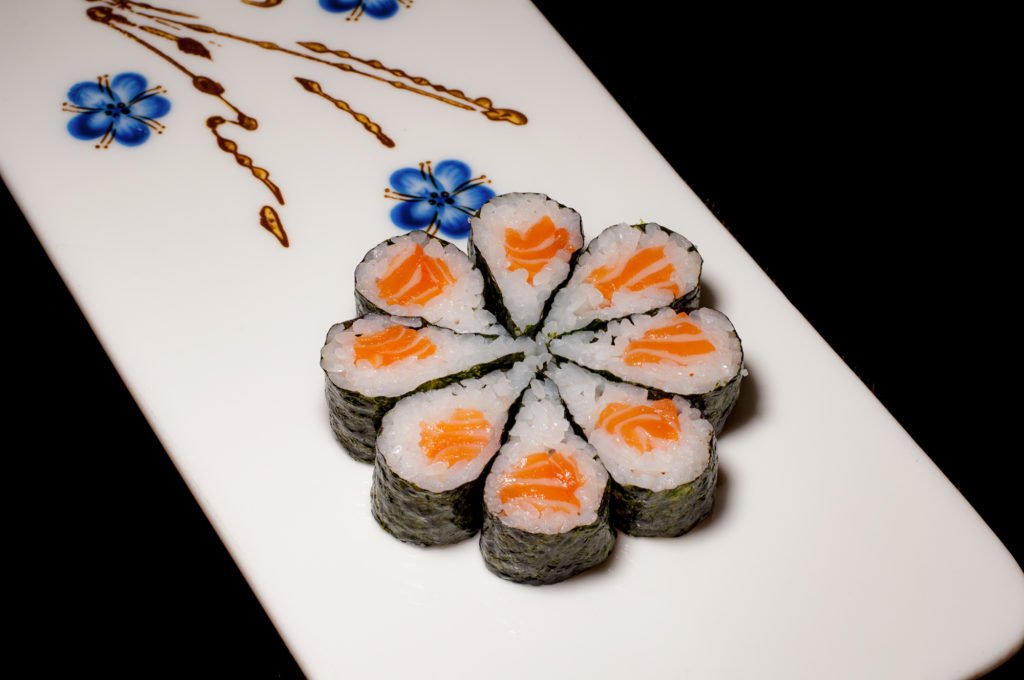 hossomaki-salmone-8pz-1024x680